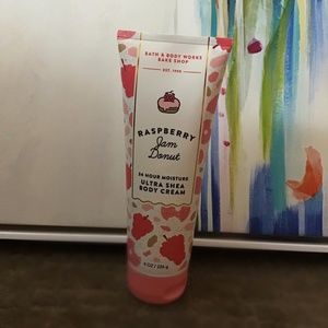 Raspberry Jam Donut Lotion